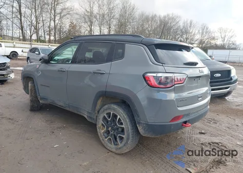 2021 Jeep Compass Trailhawk 4X4 from USA, damaged, VIN 3C4NJDDB5MT594387